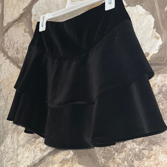 Alice & Olivia Paloma Velvet Ruffle Mini Skirt Size 4 - Picture 7 of 8